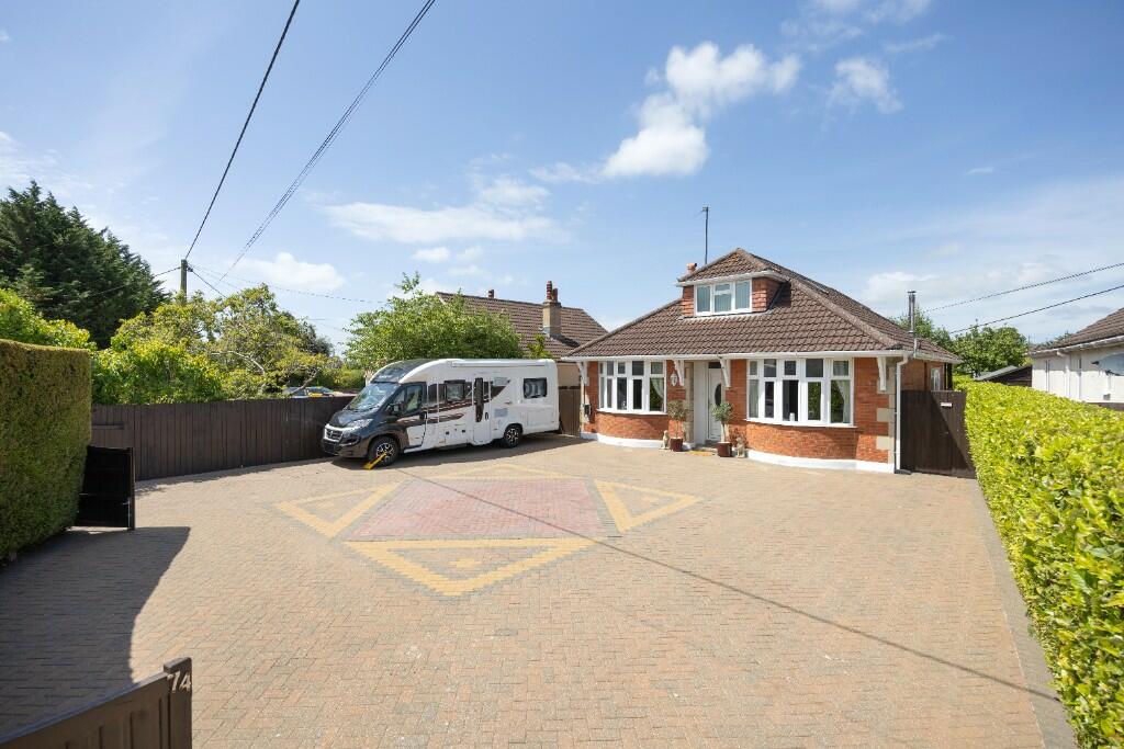 4 bedroom detached bungalow for sale in Bradley Road, Trowbridge