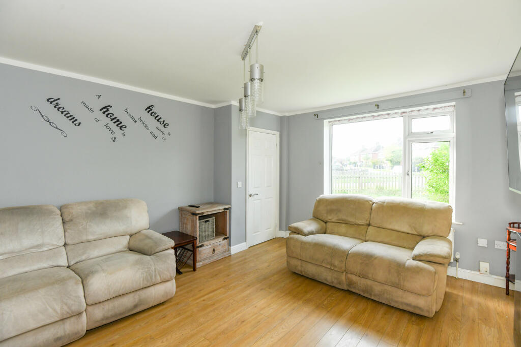 3 bedroom semidetached house for sale in Longfield Road, Trowbridge, BA14