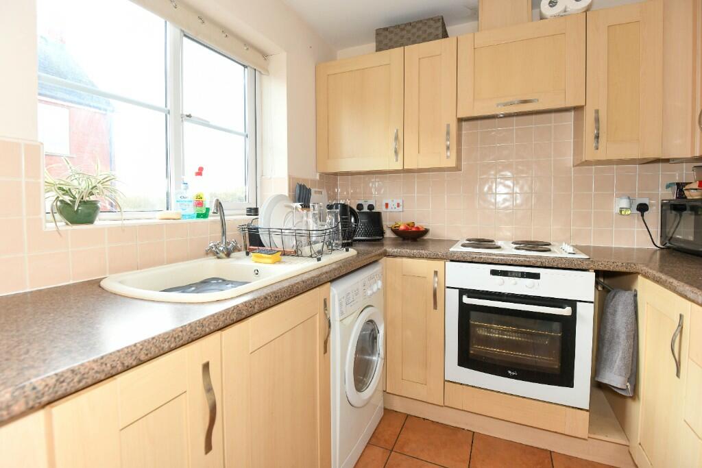 Additional property image - Blease Close, Staverton