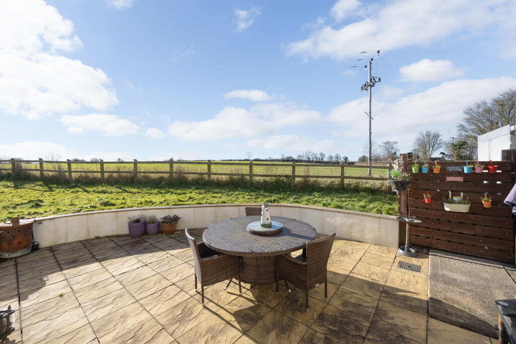 Additional property image - Pyatts Corner, Keevil