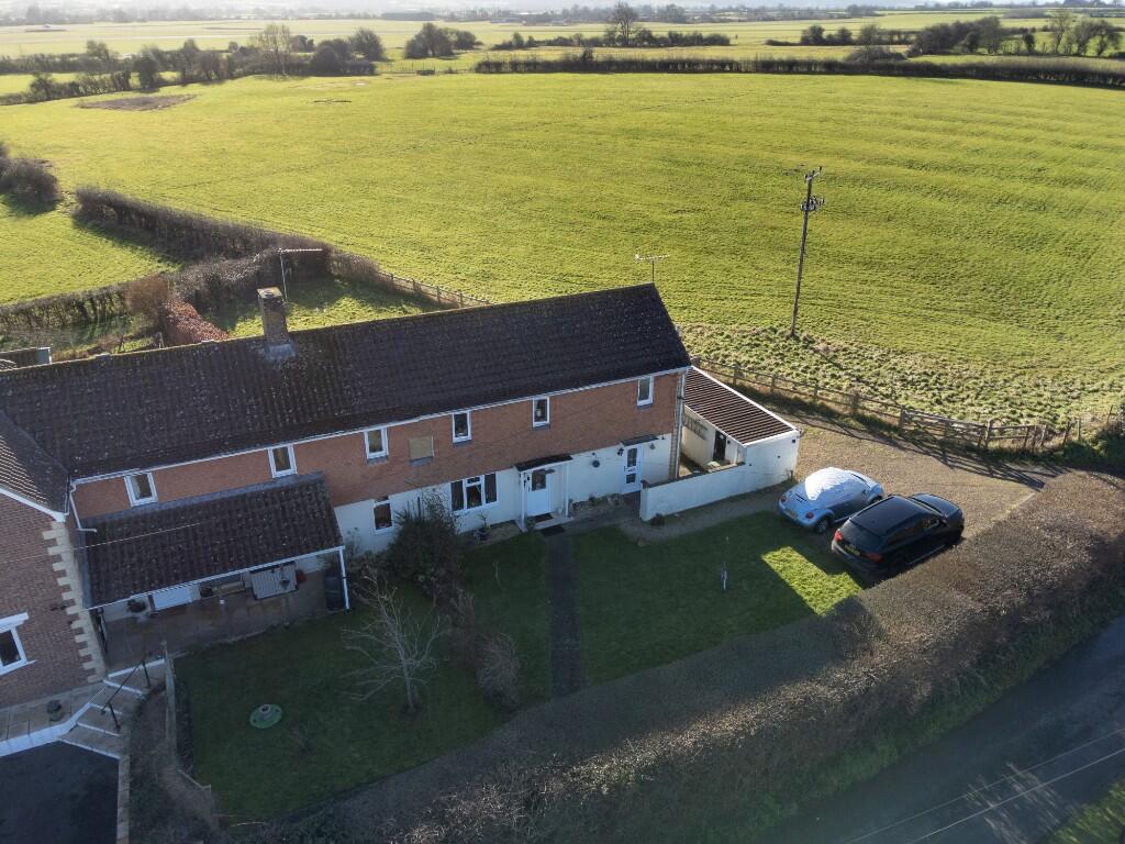 Additional property image - Pyatts Corner, Keevil
