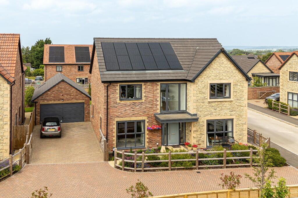 Main image of property: Kendall Lane, Semington