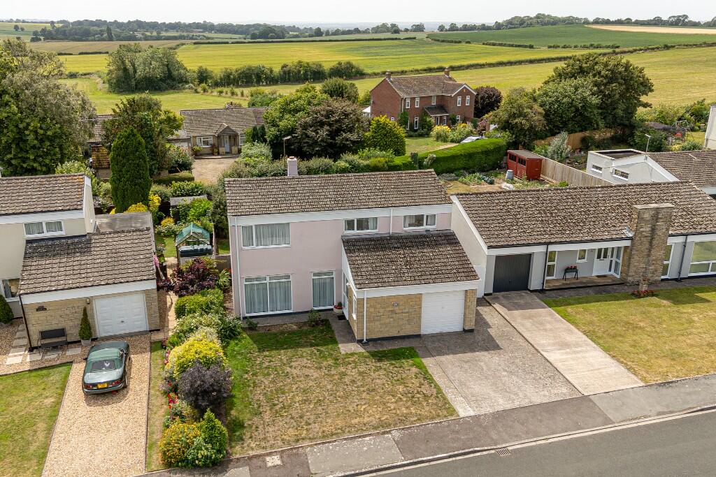 Main image of property: Holmeleaze, Steeple Ashton
