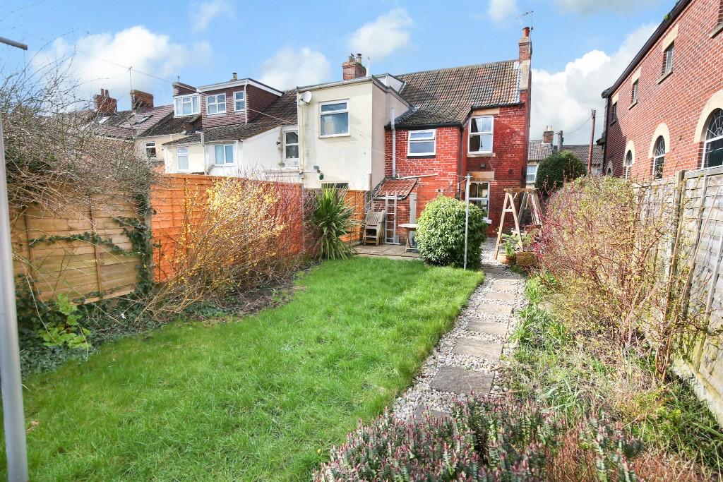 2 Bedroom End Of Terrace House For Sale In Gloucester Road Trowbridge