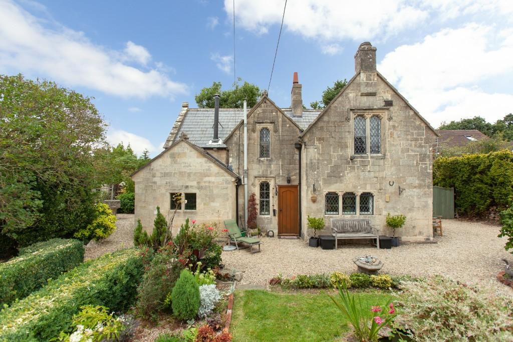 4 bedroom detached house for sale in Trowbridge Lodge, West Ashton Road