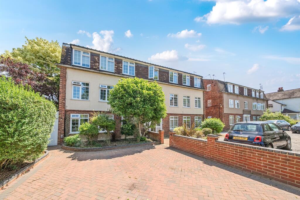 Main image of property: Chase Court Gardens, ENFIELD