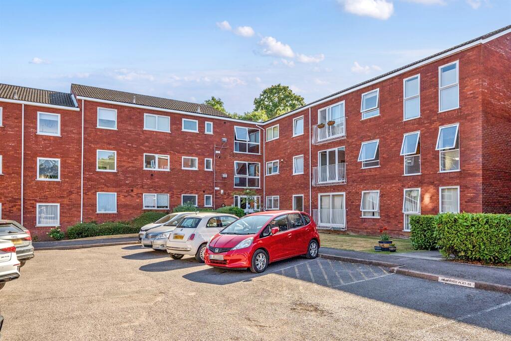 Main image of property: Roundhedge Way, Enfield