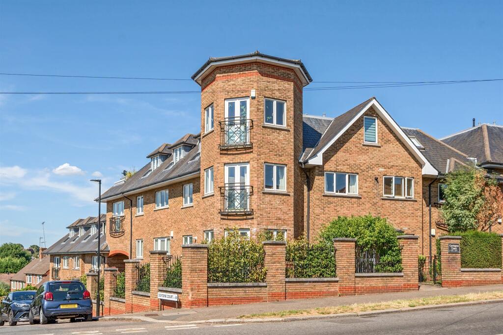 Main image of property: Green Dragon Lane, London