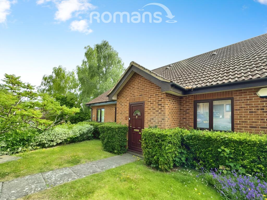 Studio flat for rent in Mylne Close, High HP13