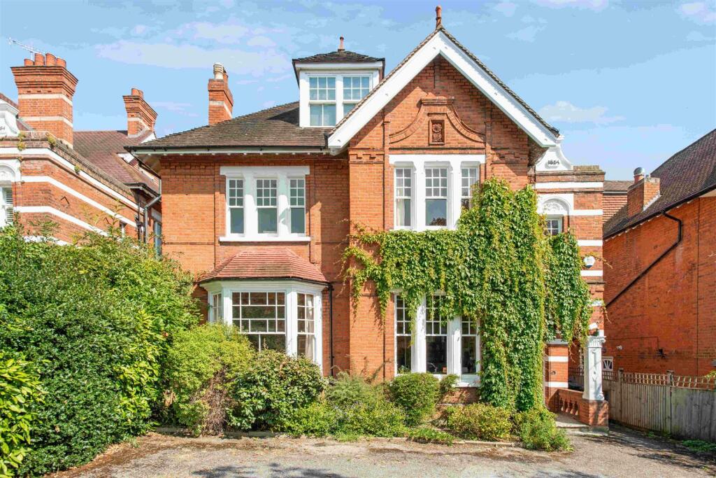 8 Bedroom Detached House For Sale In Edge Hill, Wimbledon, Sw19