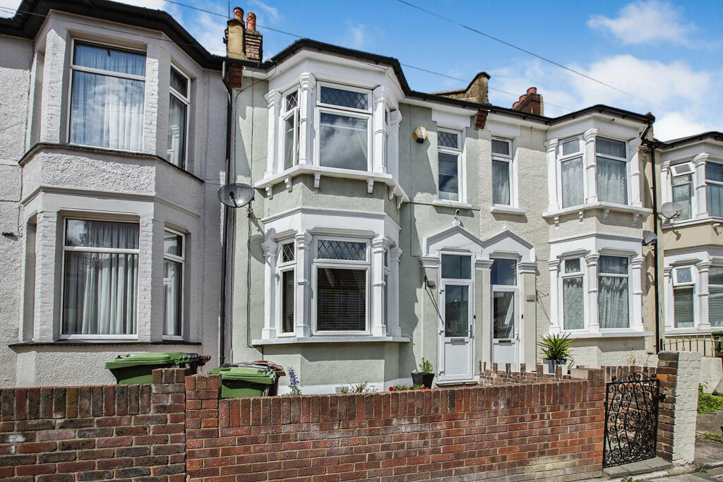 3 bedroom terraced house for sale in Priory Road, BARKING, IG11