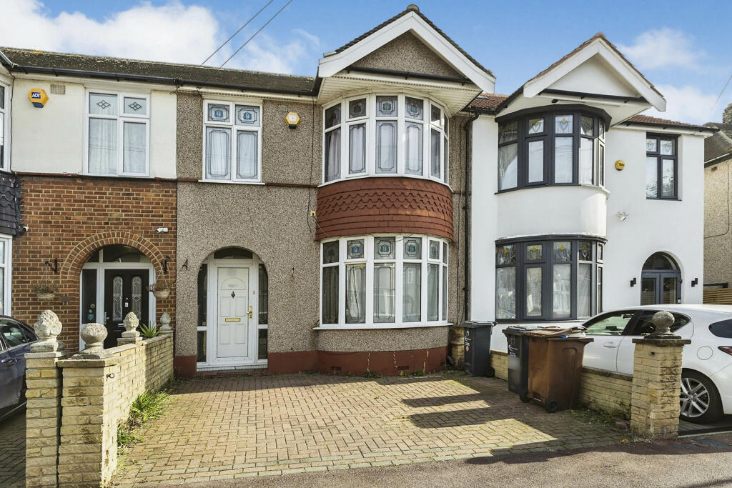 3 bedroom terraced house for sale in Westrow Drive, Barking, IG11