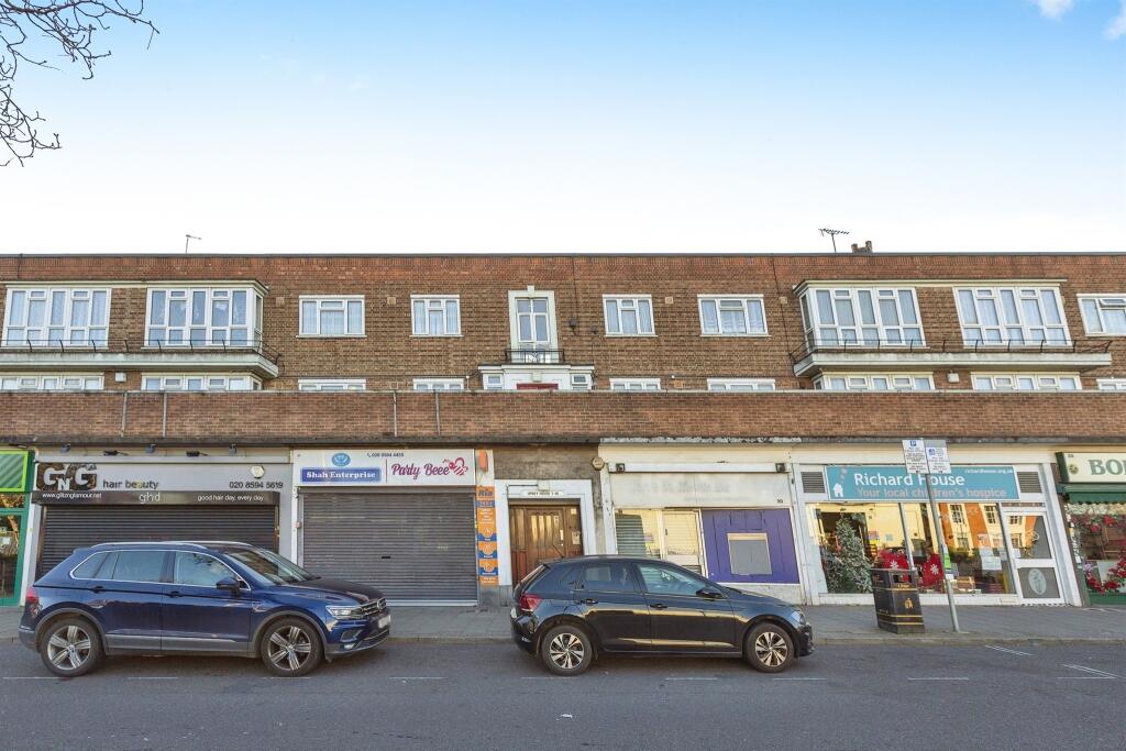2 bedroom apartment for sale in Longbridge Road, Barking, IG11