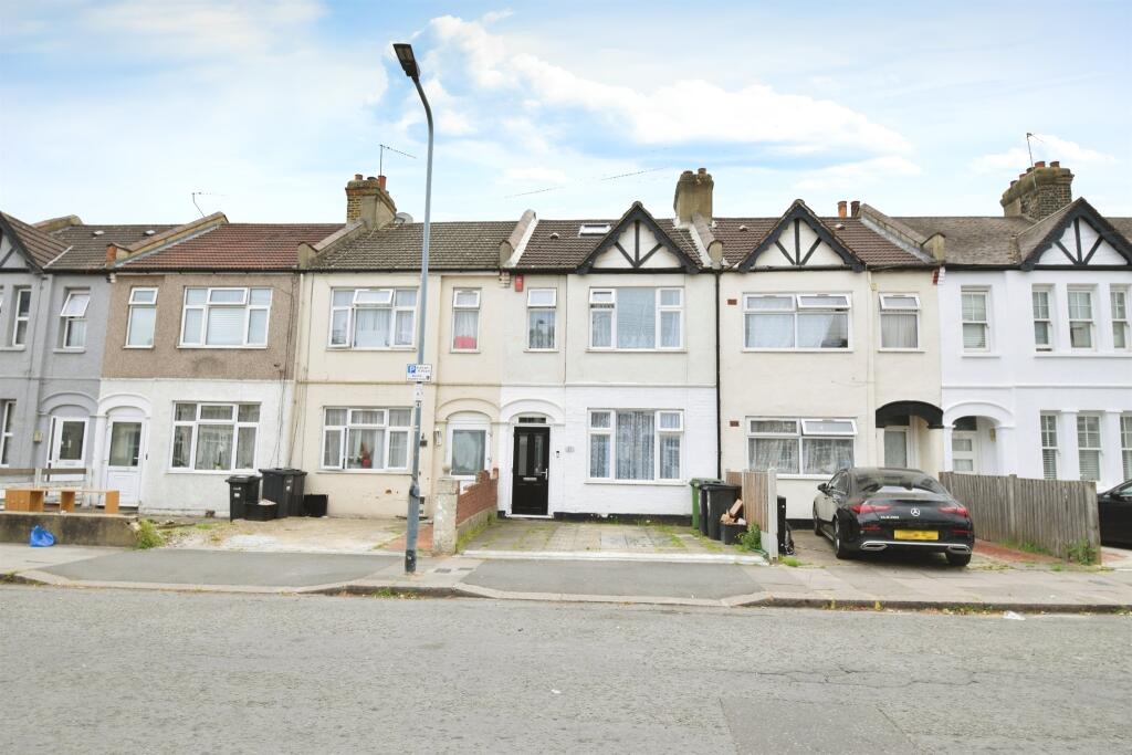 3 bedroom terraced house