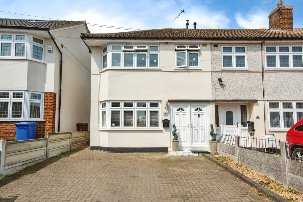 Main image of property: Davis Road, Aveley, South Ockendon
