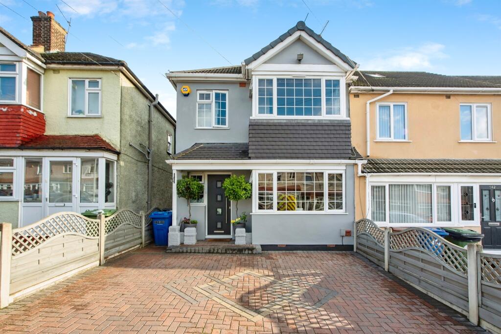 Main image of property: Palmerston Road, Grays