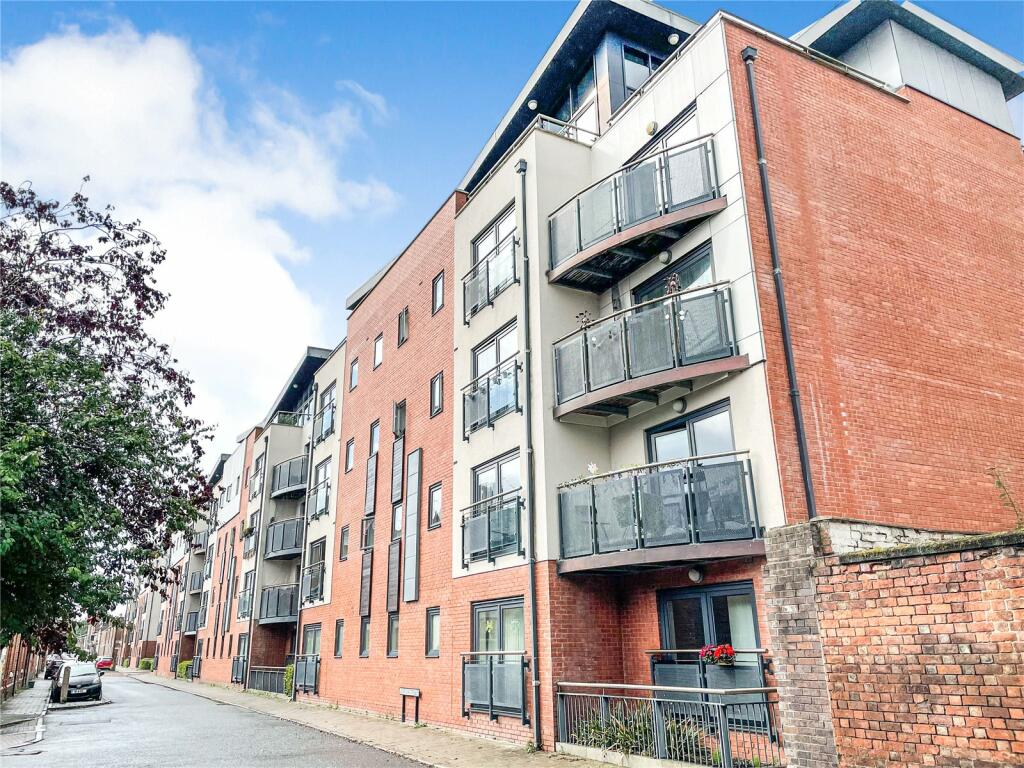2 bedroom flat for sale in The Quarter, Egerton Street, Chester, CH1