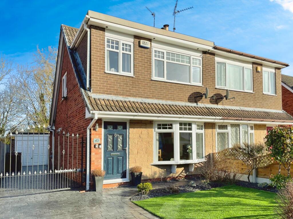 3 bedroom semi-detached house for sale in Westbourne Road, Chester, CH1