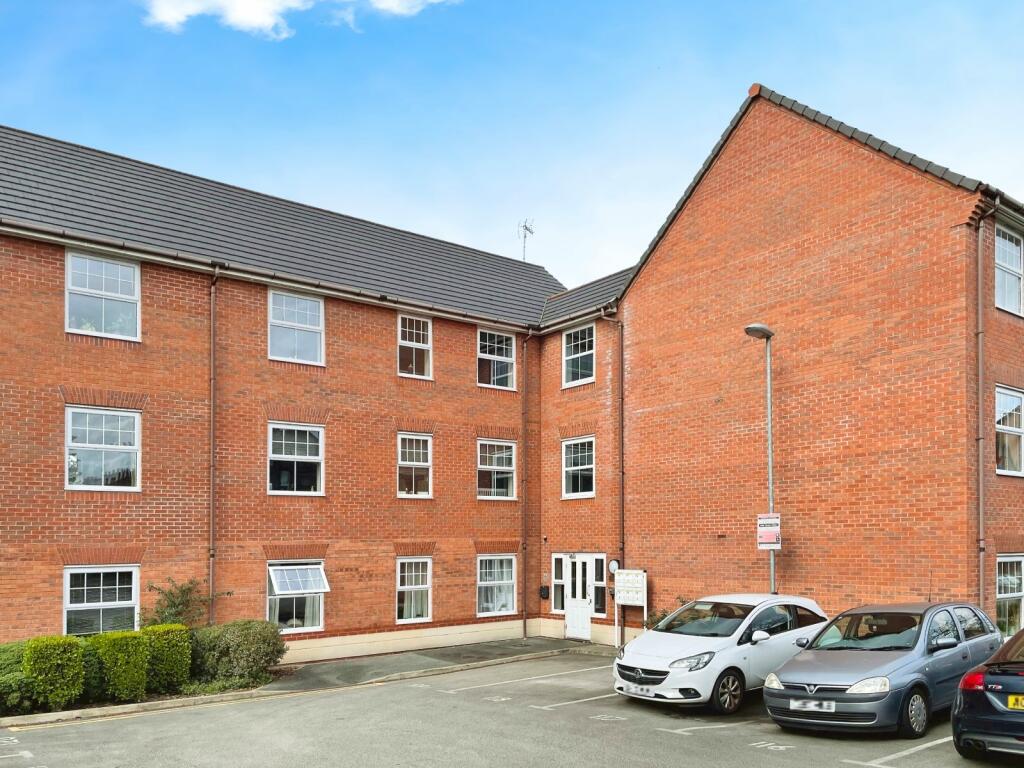 2 bedroom flat for sale in Black Diamond Park, Chester, Cheshire, CH1