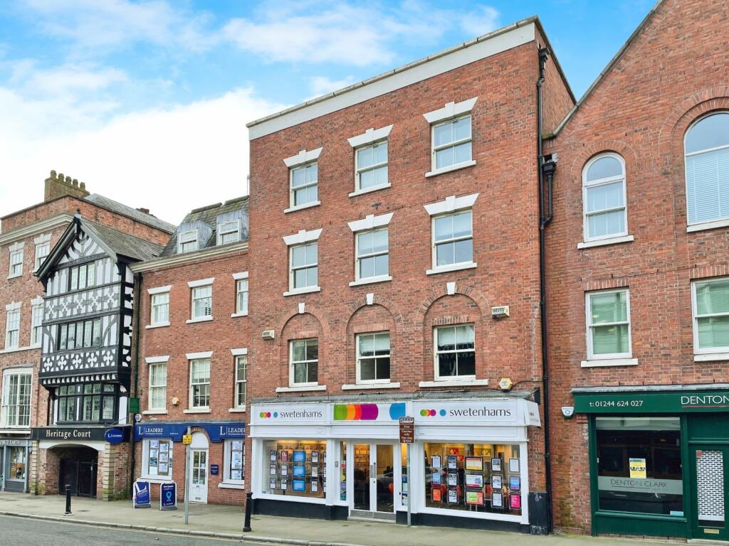 2 bedroom flat for sale in Heritage Court, Lower Bridge Street, Chester, Cheshire, CH1