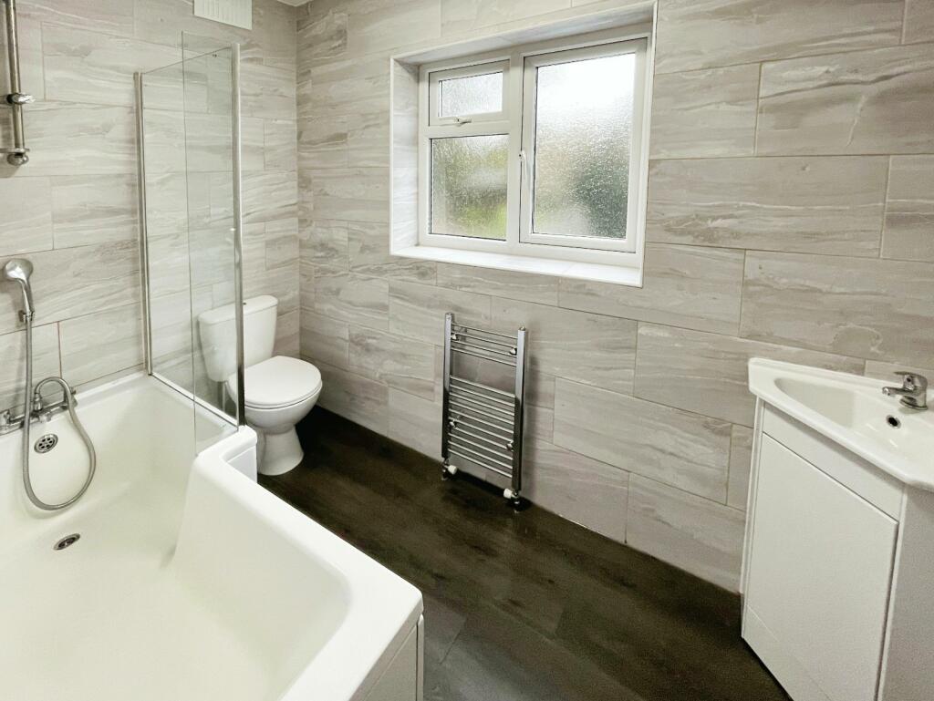 Additional property image - Queensway, Chester, Cheshire, CH2