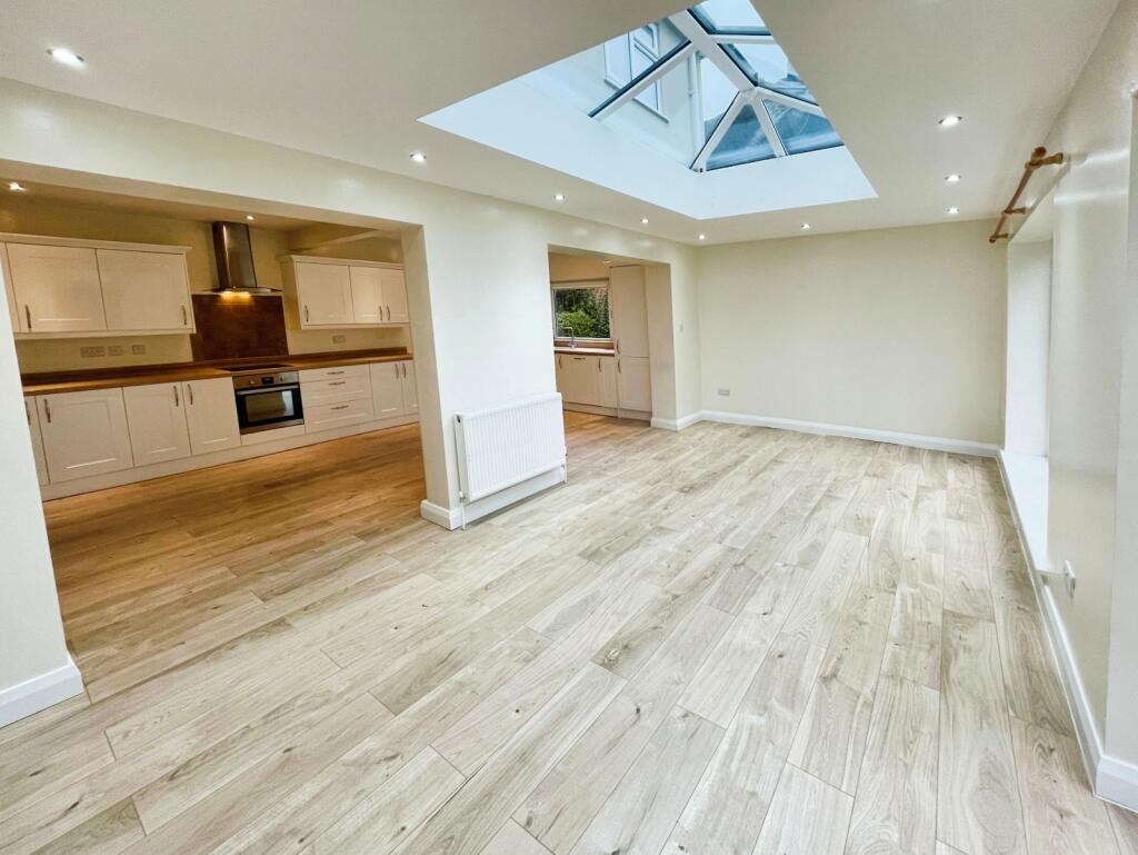 Additional property image - Queensway, Chester, Cheshire, CH2