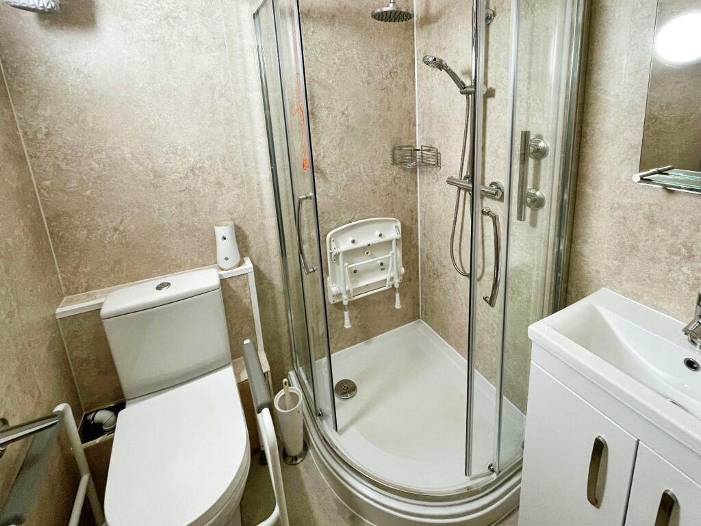 Additional property image - Queens Park House, Queens Park View, Chester, Cheshire, CH4