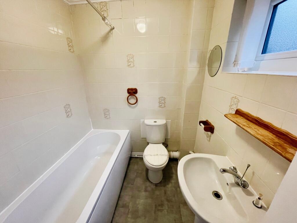 Additional property image - Foxwist Close, Chester, Cheshire, CH2