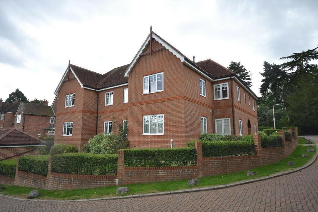 2 bedroom apartment for rent in Glendale House, Charlotte Close, Caversham Heights, Reading, RG4