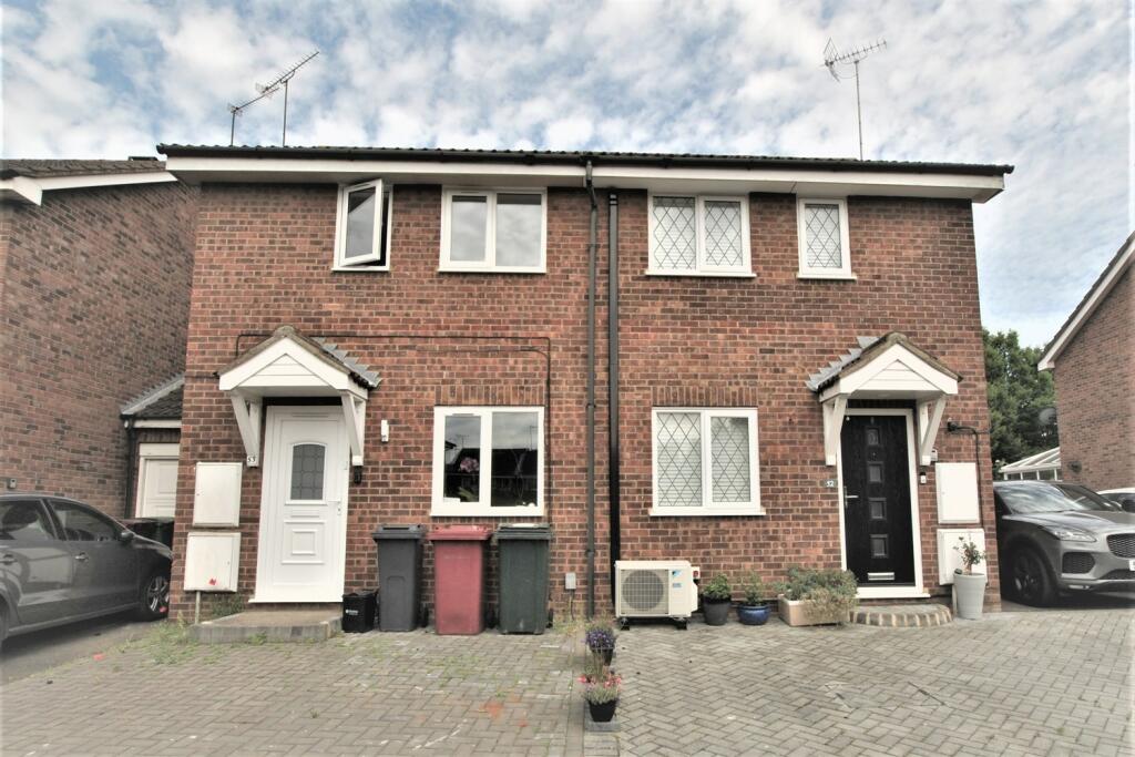 2 bedroom semi-detached house for rent in The Willows, Caversham, Reading, RG4