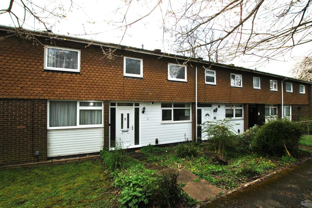 3 bedroom terraced house for rent in Surley Row, Emmer Green, Reading, RG4