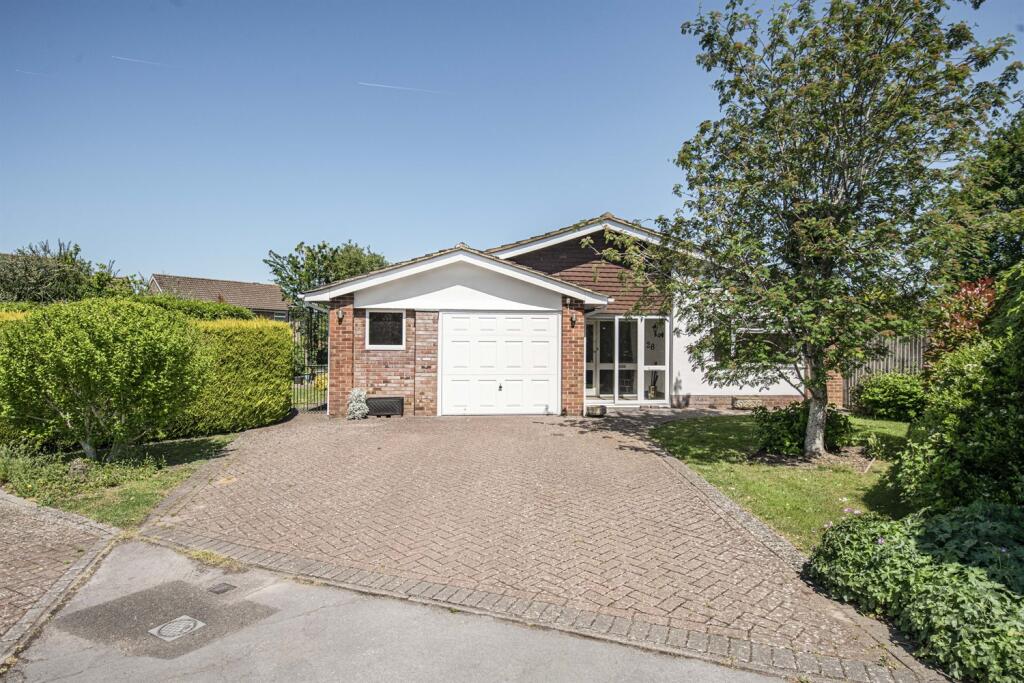 Main image of property: Rosehill Park, Emmer Green, Reading