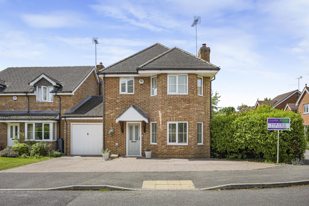 Main image of property: Abbottsleigh Gardens, Caversham, Reading