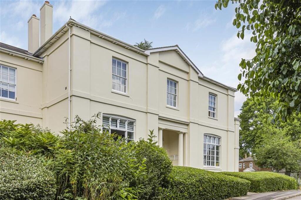Main image of property: The Rise, Caversham, Reading