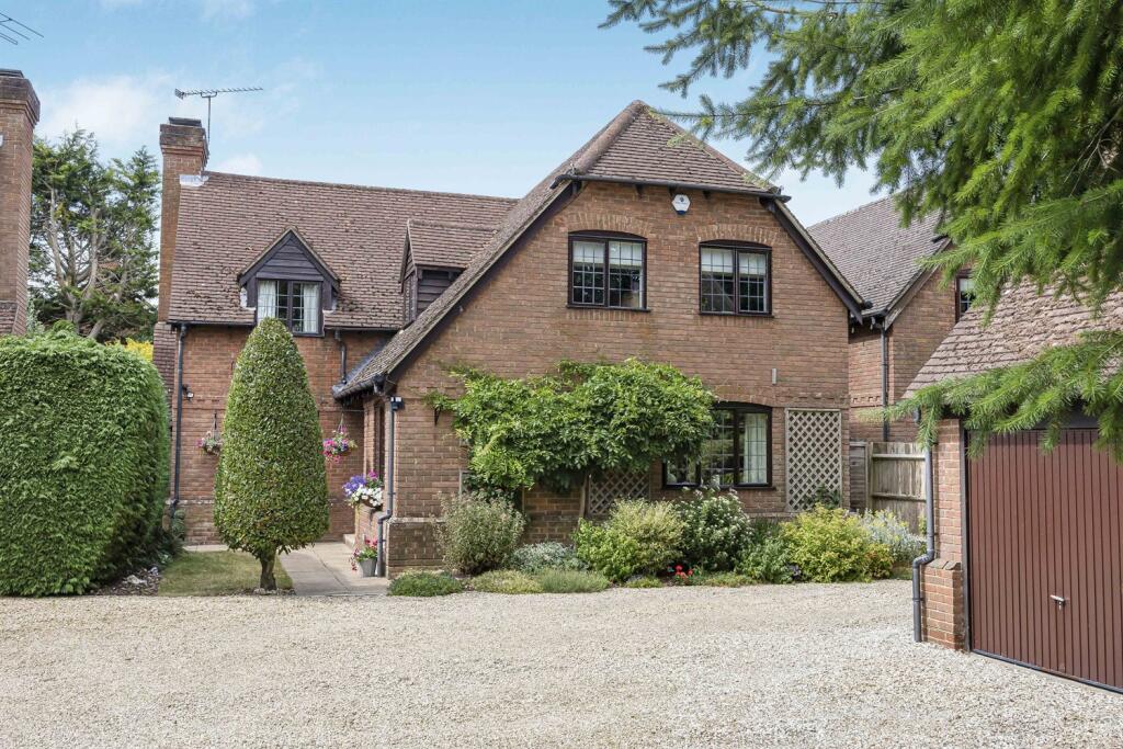 Main image of property: Shepherds Lane, Caversham Heights, Reading