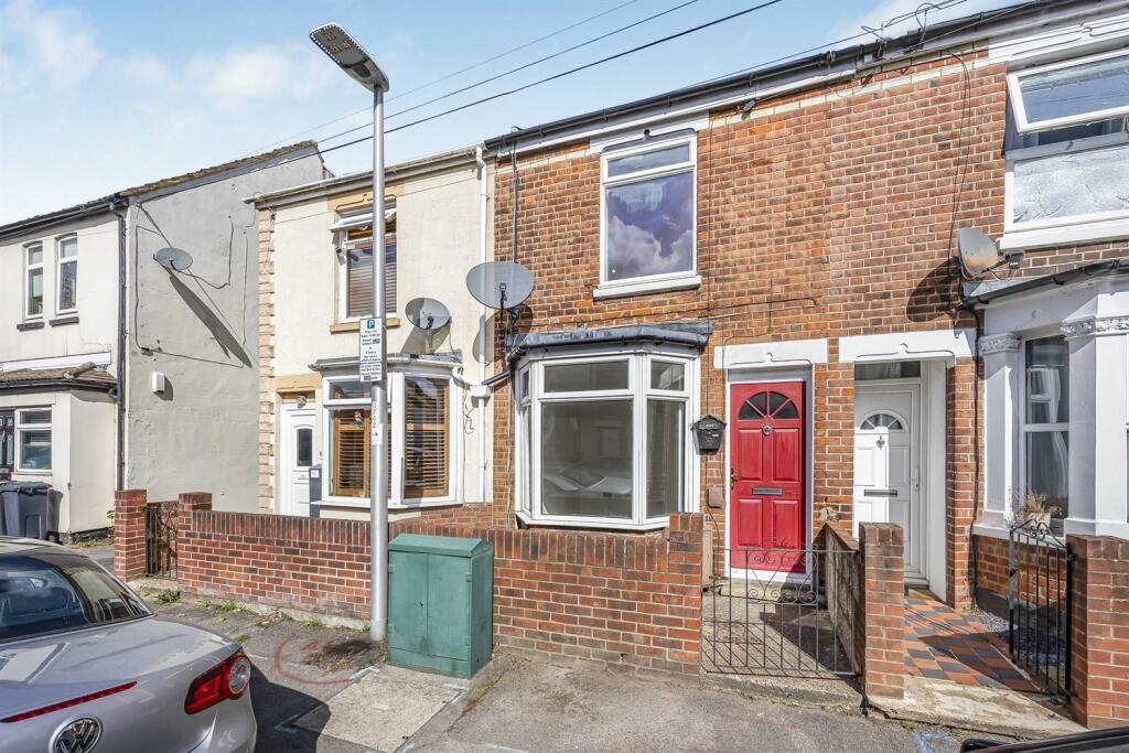 Main image of property: Queens Road, Caversham, Reading