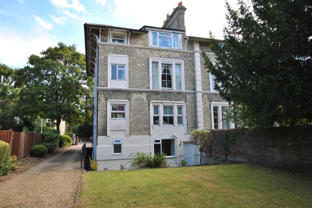 Main image of property: Kendrick Road, Reading