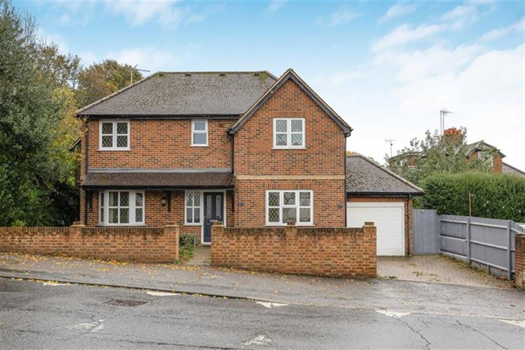 Main image of property: Emmer Green, Reading
