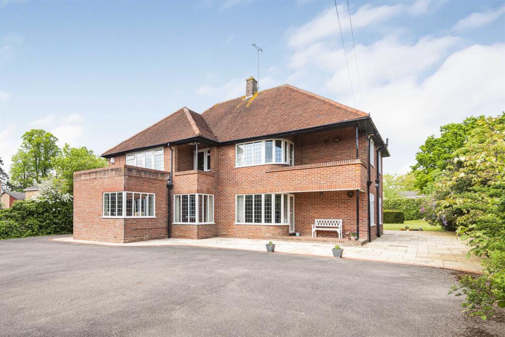 Main image of property: Woodcote Road, Caversham Heights, Reading