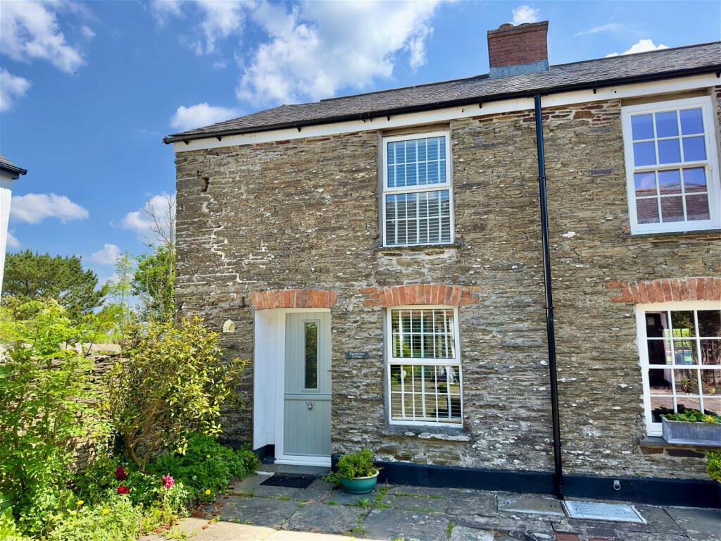 2 bedroom end of terrace house for sale in Edmonton, Wadebridge, PL27