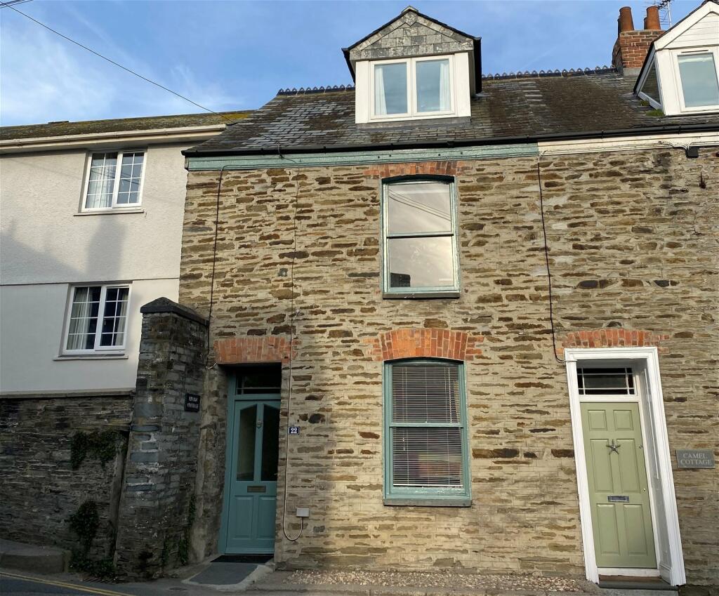 3 bedroom cottage for sale in Padstow, PL28
