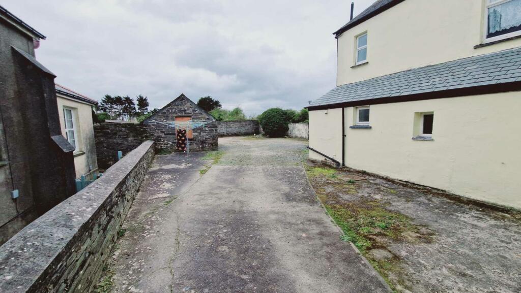 3 bedroom flat for sale in Pengelly, Delabole, PL33