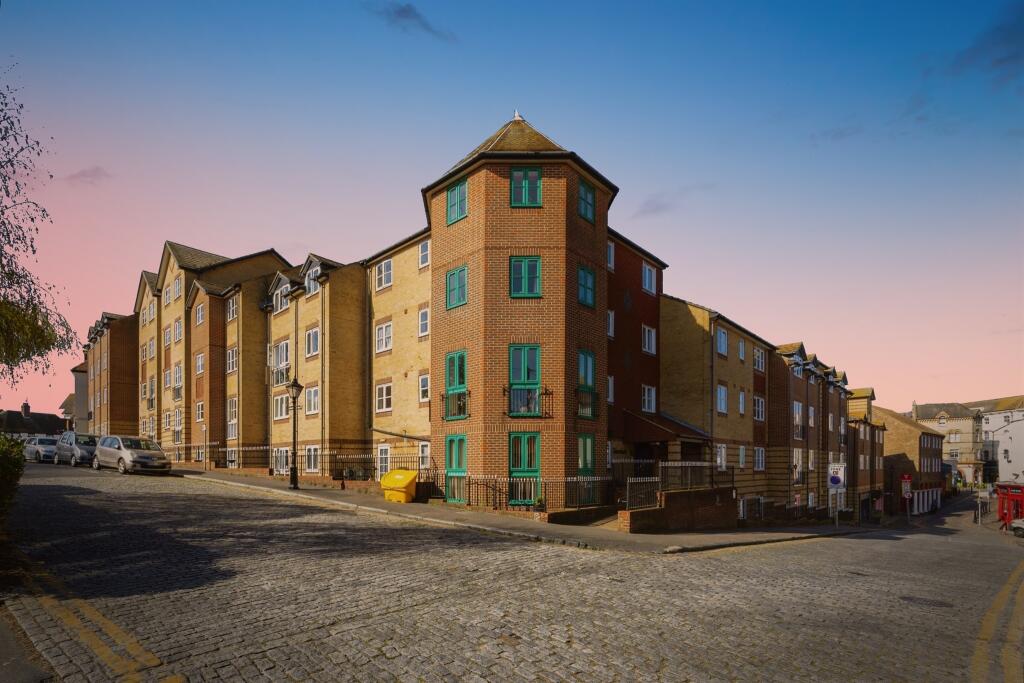 Main image of property: The Bayle, Folkestone