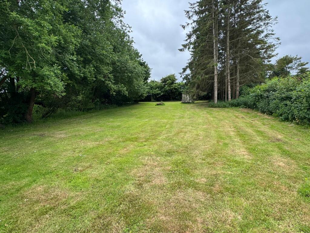 Main image of property: Kempes Corner, Boughton Aluph, Ashford