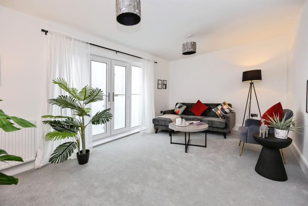 Main image of property: Ocean's Edge, St. Marys Bay, Romney Marsh