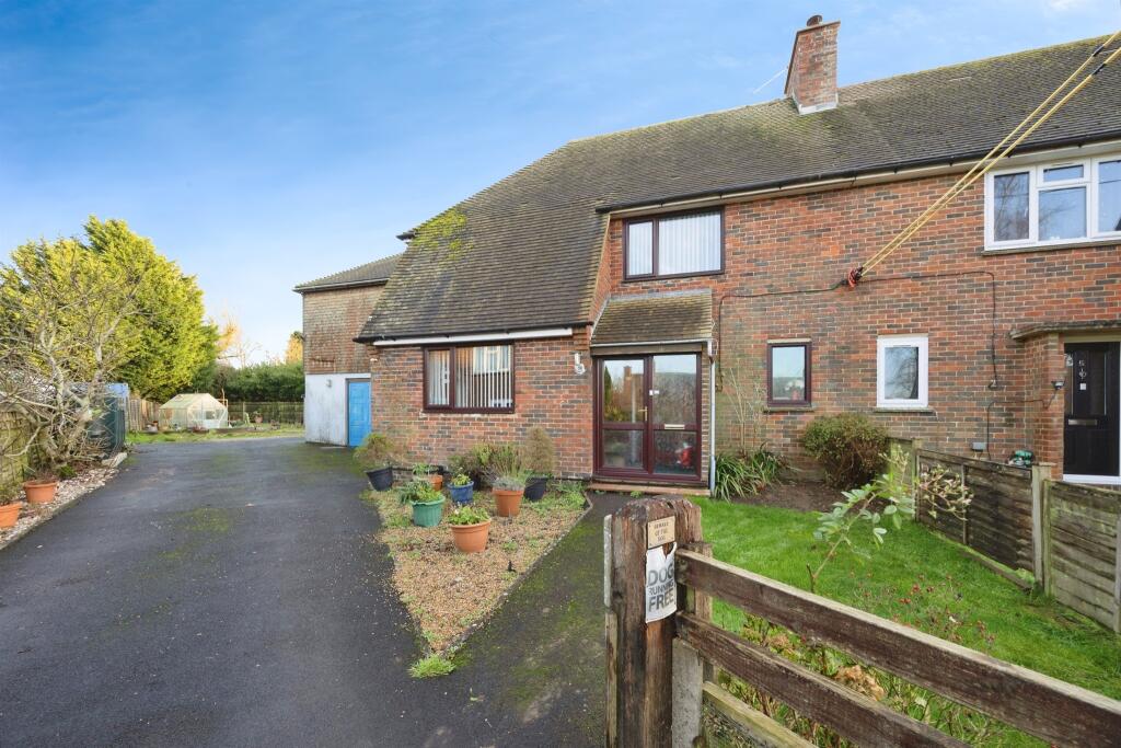 Main image of property: Beckets Close, Hastingleigh, Ashford