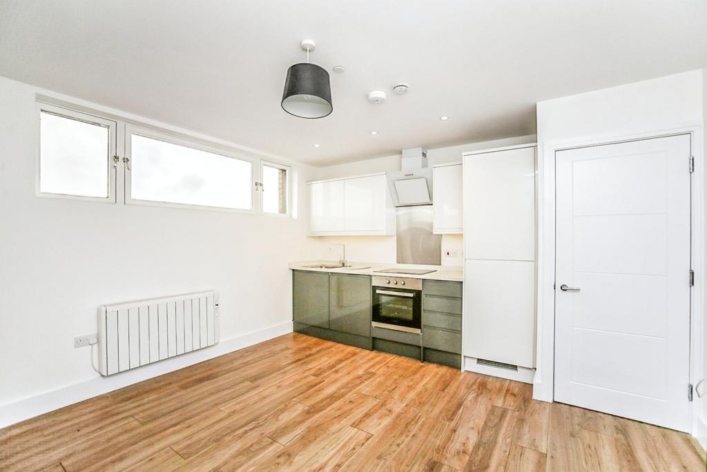 Studio flat for sale in Lower Stone Street, Maidstone, ME15