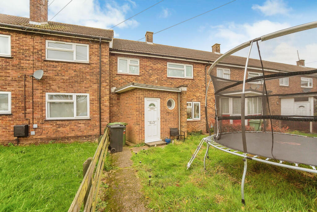 3 bedroom terraced house for sale in Willington Street, Maidstone, ME15