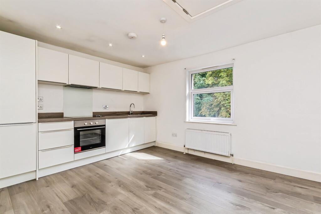 Main image of property: London Road, Southborough, Tunbridge Wells
