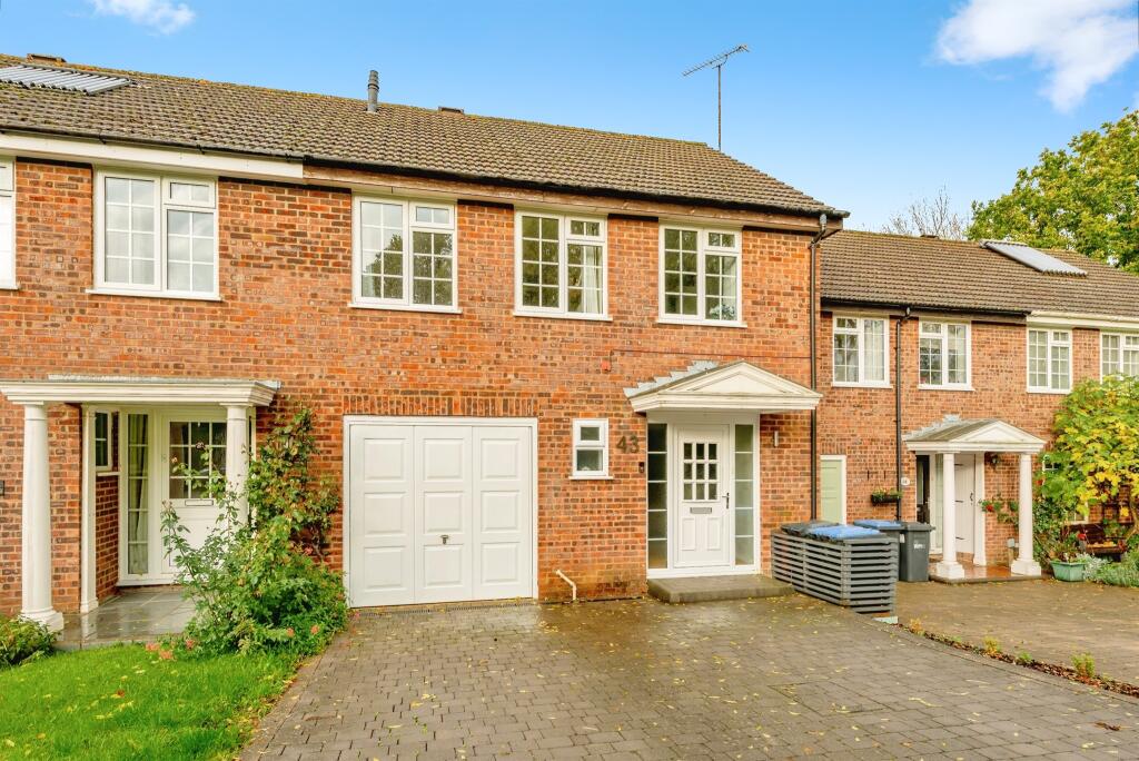 Main image of property: The Glades, East Grinstead